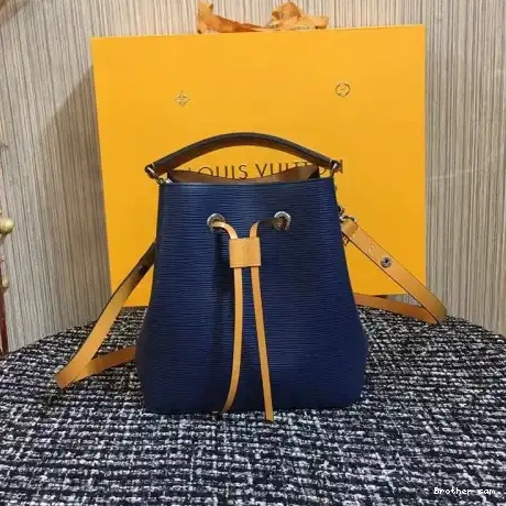 Bags 204B570035 LV 0810